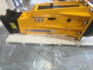 Hydraulic Breaker SB121 <b>Box</b> Silence Type - Product Image 4