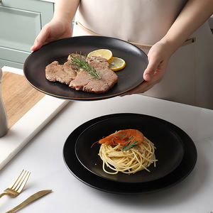 Großhandel Mattschwarzer Porzellan-Ladeteller 30 cm, Keramik-Essteller-Salatteller-Set für Restaurant-Hotel - Product Image 6