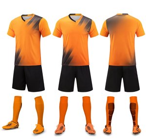 Estate 2 pezzi t-shirt <span class=keywords><strong>e</strong></span> <span class=keywords><strong>pantaloncini</strong></span> all'ingrosso di <span class=keywords><strong>calcio</strong></span> tute sportive - Product Image 3