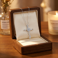 Collier pendentif croix en argent sterling 925 avec moissanite VVS taille brillant rond de 8 mm pour femme, vente en gros