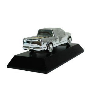 Modello <span class=keywords><strong>di</strong></span> auto in resina 1:43 modello <span class=keywords><strong>di</strong></span> auto <span class=keywords><strong>di</strong></span> piccole automobili <span class=keywords><strong>di</strong></span> vecchi modelli - Product Image 4