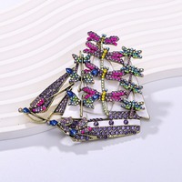 1 pièce Broches et badges exquis en forme de bateau entièrement en cristal pour femmes et hommes, style rétro classique, magnifiques épingles en strass pour corsage