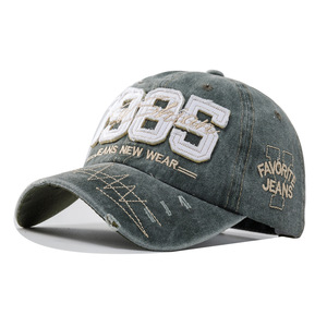 Cappellino da Baseball in Cotone Lavato Effetto Usurato con Ricamo 3D Numero 1985, Visiera Curva, Stile Dad Hat Unisex - Product Image 2
