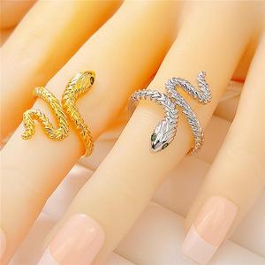 Anello regolabile a forma di serpente, gioiello unisex dal design alla moda per l'uso quotidiano - Product Image 2