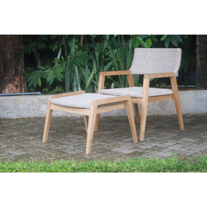 Conjunto de sillón y taburete Sydney, fabricado con madera de teca duradera y elegante ratán sintético, que combina elegancia y resistencia. - Product Image 3
