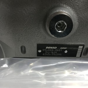 Inyector de Combustible 0940000601 para Motor Komatsu SAA6D170 Refrigerado por Agua, Arranque Eléctrico, Aplicable a Excavadora D375A 5 - Product Image 2
