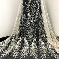 Tissu brodé de perles, de cristaux et de paillettes, brodé à la machine, 100% polyester, tissu brocart