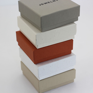 Chất lượng cao các tông hộp đồ trang sức bao bì với nhung đen biểu tượng tùy chỉnh UV lá UV lợi thế - Product Image 4