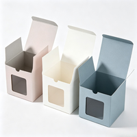 Boîte cadeau rigide en papier kraft avec fenêtre et gaufrage pour petits jouets, poupées et tasses, emballage carré transparent en PVC