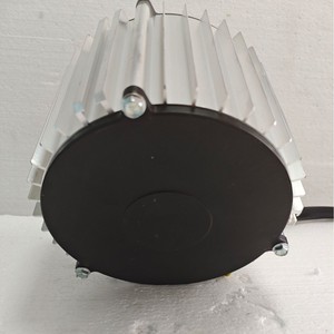 พัดลมแกนหมุน สีเงิน 600W 2800RPM แบริ่งแบบสวมปลอกหุ้มอะลูมิเนียม มอเตอร์ไฟฟ้าขนาดเล็ก สำหรับใช้งานในอุตสาหกรรม - Product Image 2