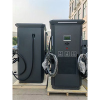 Chargeur DC pour véhicules électriques à trois pistolets 120KW 160KW 200KW 240KW, station de recharge commerciale GB/T montée au sol OCPP 1.6 IP54