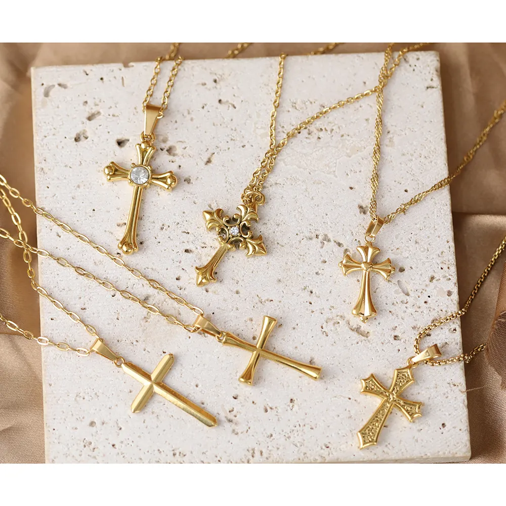 Collana Vintage con clavicola placcata in oro collana con ciondolo croce classica vergine maria in acciaio inossidabile