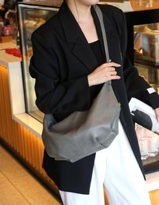 High Quality Women's Genuine Leather Shoulder <b>Bag</b> Luxurious Retro Style <b>Crossbody</b> <b>Bag</b> Fashionable Large Capacity Ladies <b>Bag</b> - Product Image 5