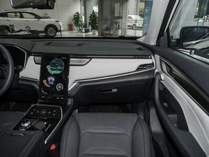 Réduction Énorme Véhicule Électrique Neuf 2023 WM Motor EX5 Autonomie de <span class=keywords><strong>403</strong></span> KM Charge Rapide 0,67H Voiture d'<span class=keywords><strong>Occasion</strong></span> à <span class=keywords><strong>Vendre</strong></span> - Product Image 6