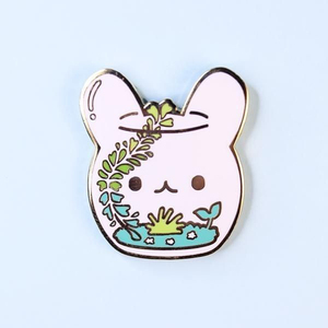 Pin de solapa metálico personalizado al por mayor del fabricante, insignia de esmalte duro y blando con logotipo, pin de esmalte personalizado de dibujos animados y anime - Product Image 3