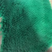Tissu en fausse fourrure de lapin léger et doux, 100 % polyester tricoté, à motif peluche, vendu au kg, idéal pour vêtements et jouets.