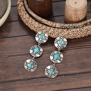 Vente en gros Western Cowboy Retro Turquoise Ethnique Exagéré Alliage Boucles d'Oreilles Pendantes Femmes Trois Concho Design Complexe Turquoise - Product Image 5