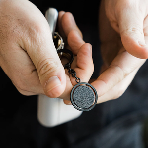 Inspire jewelry placcato oro 18 carati incidere Spinning portachiavi disco moneta collana rotonda in acciaio inox Laser Logo lettera nome arabo - Product Image 6