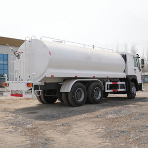 Camión <span class=keywords><strong>Cisterna</strong></span> de <span class=keywords><strong>Segunda</strong></span> <span class=keywords><strong>Mano</strong></span> Marca Howo de 10 Ruedas, 371 Caballos de Fuerza, 30 Litros, para Venta - Product Image 6