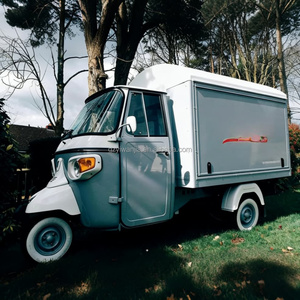 Venta Especial: Barra Móvil Personalizada Estilo Piaggio Ape, Totalmente Equipada, Camión <span class=keywords><strong>de</strong></span> Comida <span class=keywords><strong>de</strong></span> 3 Ruedas con Grifos <span class=keywords><strong>para</strong></span> Cerveza, Ideal <span class=keywords><strong>para</strong></span> Bodas y Festivales - Product Image 2