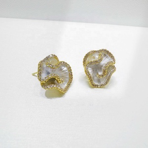 Boucles d'oreilles clous en argent sterling 925 émaillé de haute qualité, délicates, pour mariée, en or 14 carats, avec pierres précieuses, motif floral d'été pour femme, collection 2026 - Product Image 1