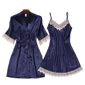 Conjunto de dos piezas de ropa de estar por casa de imitación de seda negra, estilo europeo y americano, a la moda y cómodo, al por mayor. - Product Image 4
