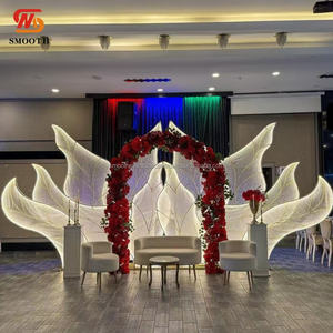 ฉากหลังโค้งโลหะสำหรับงานปาร์ตี้ ตกแต่งด้วยวัสดุเหล็กและไฟ LED สำหรับงานแต่งงาน งานปาร์ตี้ และงานอีเว้นท์ - Product Image 1