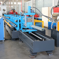 Machine de formage à froid pour tubes carrés de rayonnages polyvalents, solutions professionnelles de soudage pour rayonnages lourds.