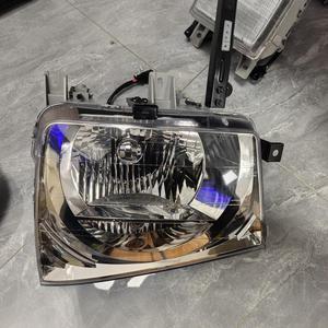 Faro Delantero Hyundai Hd65 92101-5K000 92101-5K001, Pieza de Repuesto de Xenón Halógeno, Material PC J-509 - Product Image 1