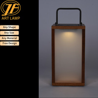 Luces Solares de Jardín de Alta Calidad IP66 3500K (Blanco Cálido), Diseño de Metal y Vidrio Extraíble, Función Regulable, 1 Año de Garantía, 750 Lúmenes