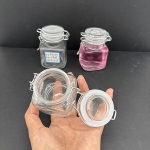 Vente en gros à prix réduit de 100ml Mini bougie carrée Bocal en verre hermétique avec capuchon à clip pivotant - Product Image 6