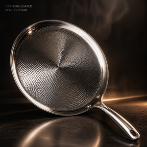 Teglia per <span class=keywords><strong>Pizza</strong></span> in Titanio Martellato con Manico per Forno, Ristorante, Uso Commerciale, Rotonda, Personalizzabile OEM, Vendita all'Ingrosso - Product Image 2