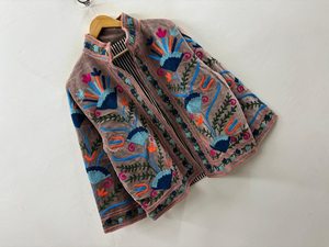 เสื้อแจ็คเก็ตกำมะหยี่ปักมือลายซูซานี สไตล์อุซเบก แต่งลูกไม้ ลายสัตว์ ผ้าฝ้าย ผ้านวมหนาสำหรับฤดูหนาว สไตล์โบโฮ ลายชนเผ่า คุณภาพสูง - Product Image 5