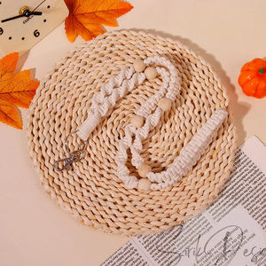 Cordón de macramé estilo bohemio con cuentas de madera, llavero de macramé hecho a mano y soporte para credenciales, regalos personalizados, cordón ajustable. - Product Image 4