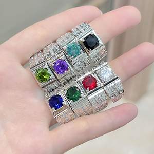 Anillo de Piedras Preciosas de Cobre con Circonitas Cúbicas Azul Verde con Diseño de Llave Griega en Relieve para Unisex, Diseño de Corte de 8 Corazones y 8 Flechas, Joyería de Moda - Product Image 3