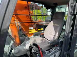 Mini-excavatrice sur chenilles d'occasion Hitachi ZAXIS 130 du Japon, mini-pelleuse d'occasion ZX 130 de 13 tonnes à vendre - Product Image 5