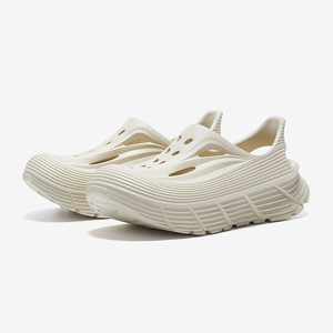 Été nouveau style cool eva confortable hommes baotou extérieur pantoufles fond épais respirant trou chaussures - Product Image 1