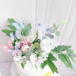 Décoration de gâteau en tulle avec fleurs et papillons en fil métallique pour la décoration de gâteaux de table - Product Image 4