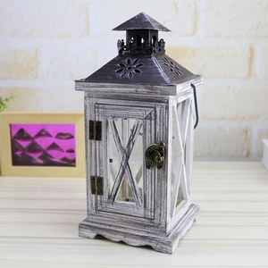 วินเทจสีขาวไม้เชิงเทียน - Product Image 1