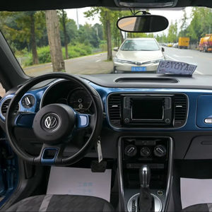 Vw <span class=keywords><strong>Beetle</strong></span> Classic Imported Compact Car <span class=keywords><strong>2017</strong></span> 180tsi Yile 1,2 T Gasolina Mini Cars 3 puertas 4 plazas Hatchback Coche usado barato - Product Image 6