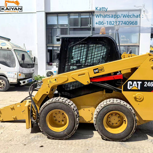 Chargeuse sur pneus CAT 236D d'occasion de haute qualité, Caterpillar 236D 426D, bon état, disponible - Product Image 5