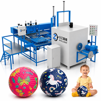 Machine automatique de fabrication de ballons de sport gonflables en PVC pour le football et autres sports – Équipement de rotomoulage pour fabricants