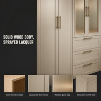 Armoire Crème avec Portes en Verre Cannelé, Coiffeuse Intégrée, Éclairage LED, 3 Tiroirs, Portes Battantes, Meuble de Chambre Personnalisé