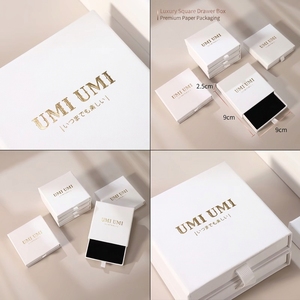 Caja de Joyería Rosa de Lujo con Logotipo Personalizado, 9x9x2.5cm, Caja de Embalaje Rígida de Cartón con Asa de Listón para Collares, Venta al Por Mayor - Product Image 2