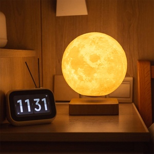 Lampe de lecture LED unique et lumineuse à lévitation magnétique en forme de lune, avec matériau ABS et commande tactile - Product Image 4