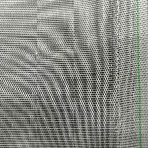 Malla Antiinsectos Blanca de 50 mallas y 120 g/m² con Borde Negro y Línea Verde - Product Image 2