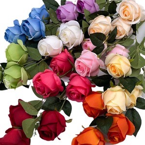 Roses artificielles en soie, décorations murales de mariage en forme de cœur, arrangements floraux faits à la main - Product Image 5