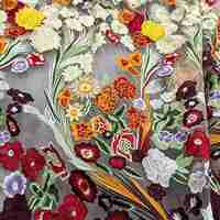 Tissu de dentelle brodée florale 3D haut de gamme Série de vêtements Haute Couture légers et respirants