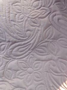 Machine de matelassage automatique à ultrasons Machine de fabrication de courtepointes industrielle à bas prix - Product Image 6