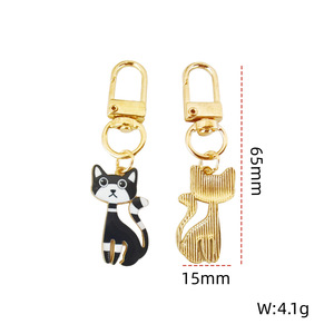 かわいい花柄エナメル猫キーホルダーかわいい漫画子猫メタルペンダント動物チャームバッグ財布ペンダントバレンタインデーギフト - Product Image 2